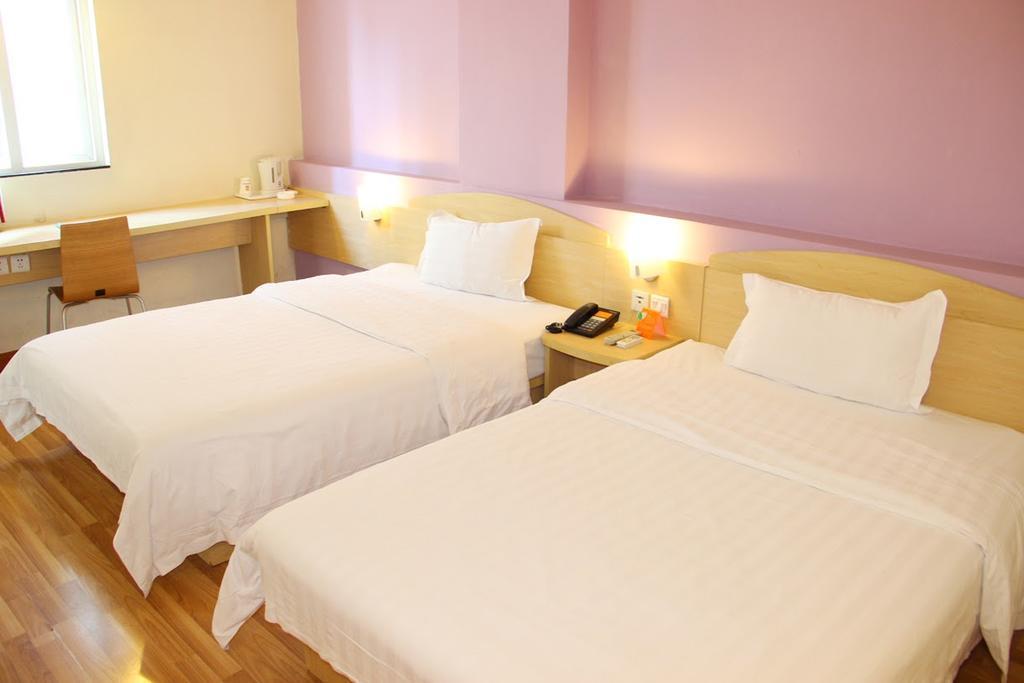 7Days Inn Dalian Heishijiao Software Park Экстерьер фото
