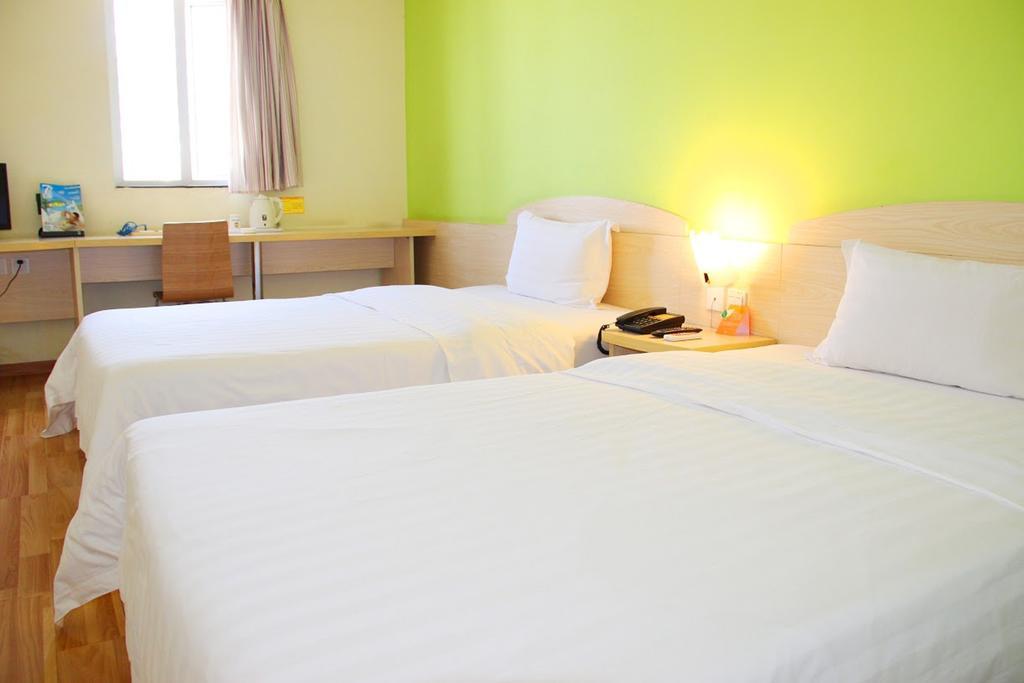 7Days Inn Dalian Heishijiao Software Park Экстерьер фото